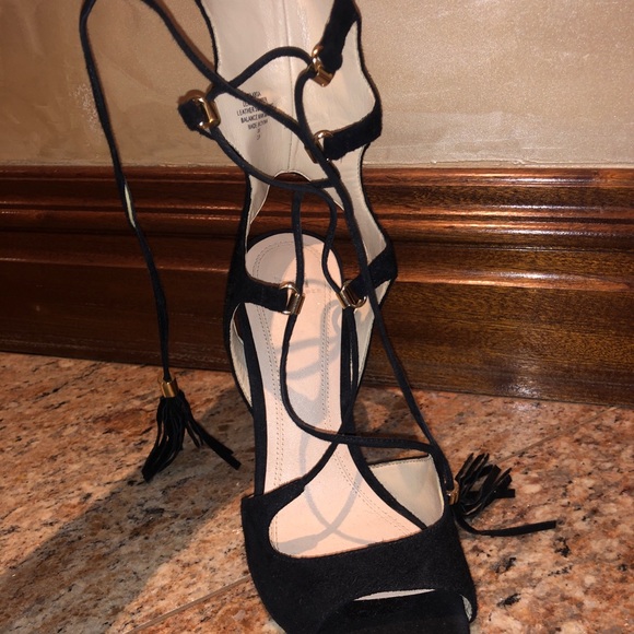 Marc Fisher Heel - Picture 2 of 3